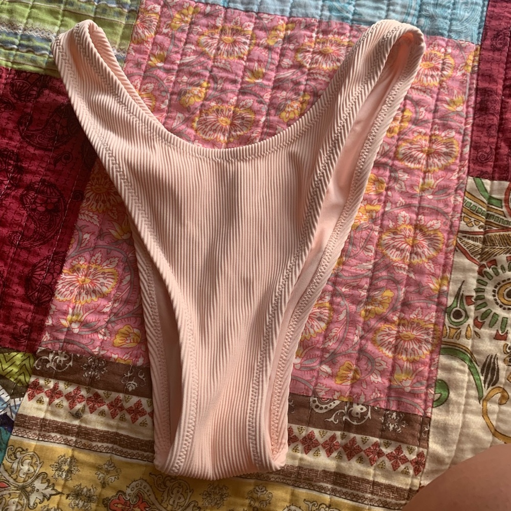 High leg swim bottom  (4 for $25)